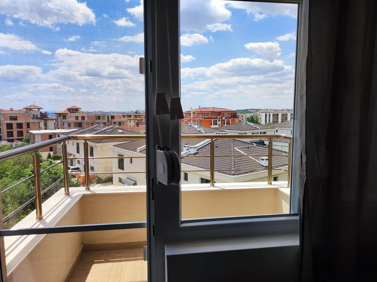 Salamander Apartment Sarafovo 0*,  Bulgaria